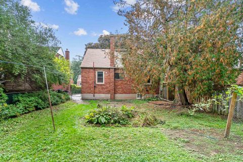 Photo 30 at 21 Plaxton Drive, Parkview, Toronto