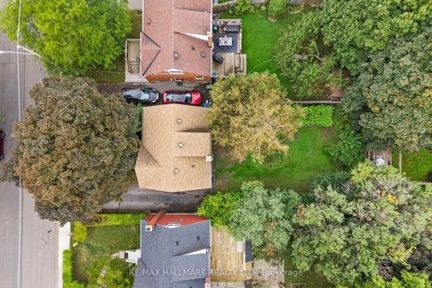 Photo 31 at 21 Plaxton Drive, Parkview, Toronto