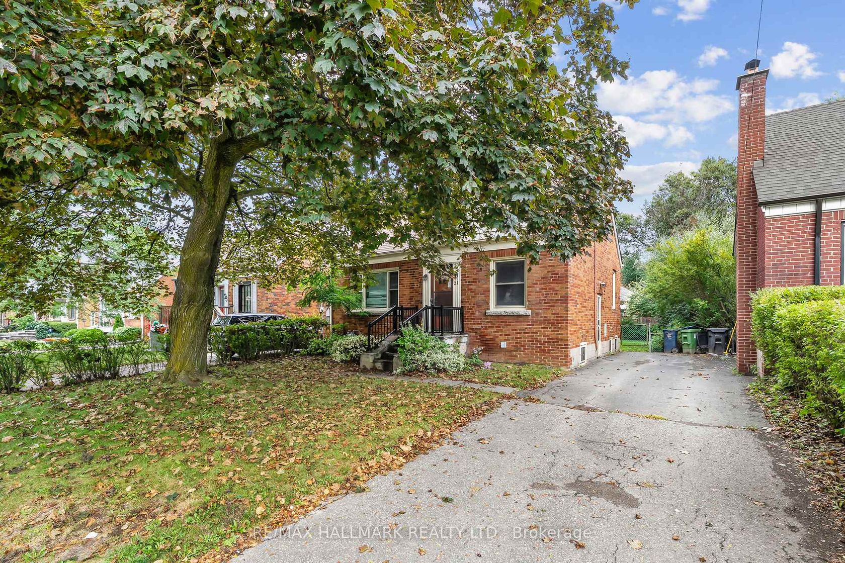 21 Plaxton Drive, Parkview, Toronto 