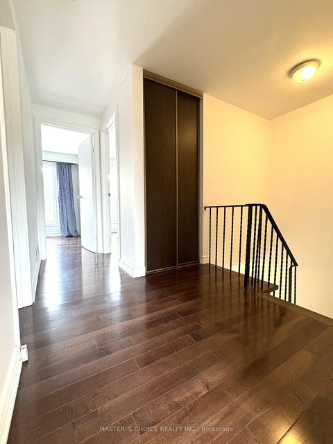 Photo 8 at 166 Collingsbrook Boulevard, L'Amoreaux, Toronto