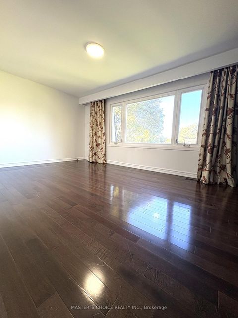 Photo 9 at 166 Collingsbrook Boulevard, L'Amoreaux, Toronto
