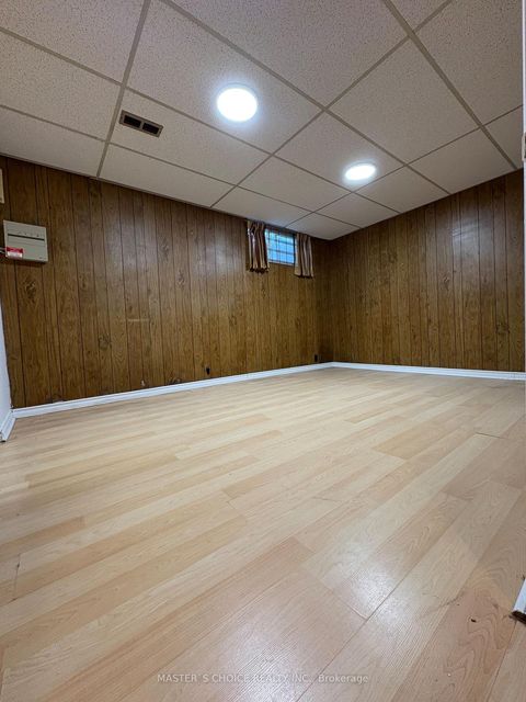 Photo 13 at 166 Collingsbrook Boulevard, L'Amoreaux, Toronto