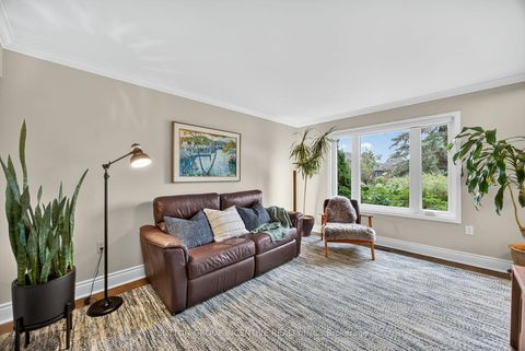 Photo 13 at 87 Irwin Drive, Northwest, Barrie