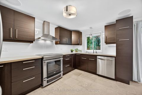 Photo 14 at 87 Irwin Drive, Northwest, Barrie
