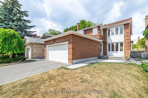 Photo 1 at 19 Eleanor Circle, South Richvale, Richmond Hill