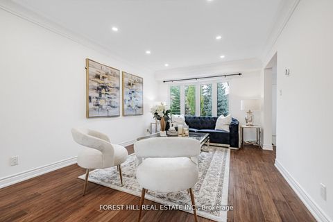 Photo 4 at 19 Eleanor Circle, South Richvale, Richmond Hill