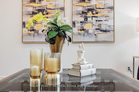 Photo 5 at 19 Eleanor Circle, South Richvale, Richmond Hill