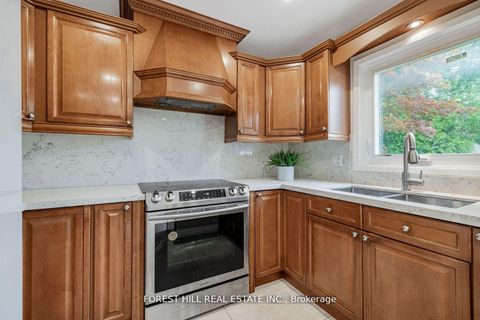 Photo 14 at 19 Eleanor Circle, South Richvale, Richmond Hill