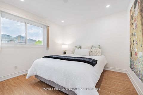 Photo 23 at 19 Eleanor Circle, South Richvale, Richmond Hill