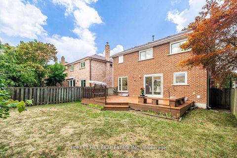 Photo 33 at 19 Eleanor Circle, South Richvale, Richmond Hill