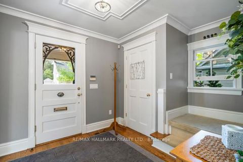 Photo 7 at 59 Centre Street W, Mill Pond, Richmond Hill Photo 7 at 59 Centre Street W, Mill Pond, Richmond Hill