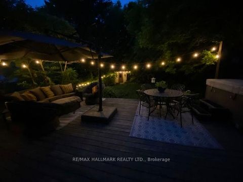 Photo 47 at 59 Centre Street W, Mill Pond, Richmond Hill