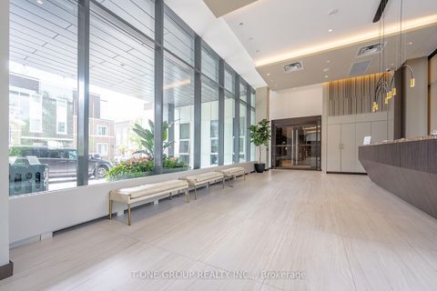 Photo 3 at 921 - 38 Honeycrisp Crescent, Vaughan Corporate Centre, Vaughan