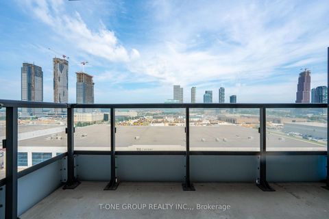 Photo 23 at 921 - 38 Honeycrisp Crescent, Vaughan Corporate Centre, Vaughan