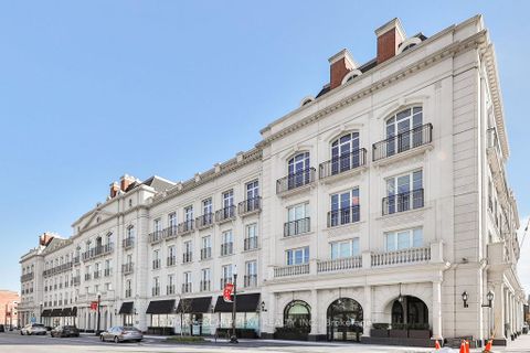 Photo 3 at 212 - 300 Randall Street, OO Old Oakville, Oakville