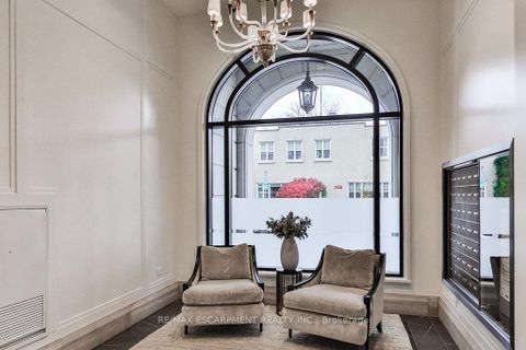 Photo 7 at 212 - 300 Randall Street, OO Old Oakville, Oakville