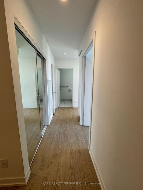 Photo 3 at 912 - 85 Wood Street, Yonge Corridor, Toronto