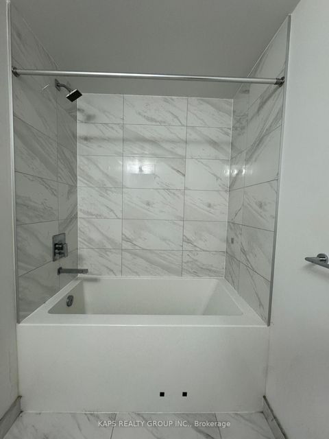 Photo 12 at 912 - 85 Wood Street, Yonge Corridor, Toronto Photo 12 at 912 - 85 Wood Street, Yonge Corridor, Toronto