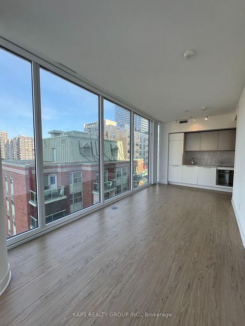 Photo 18 at 912 - 85 Wood Street, Yonge Corridor, Toronto Photo 18 at 912 - 85 Wood Street, Yonge Corridor, Toronto