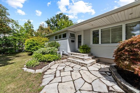 Photo 2 at 45 Crescent Road, CO Central, Oakville