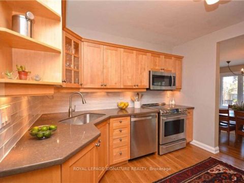 Photo 5 at 45 Crescent Road, CO Central, Oakville