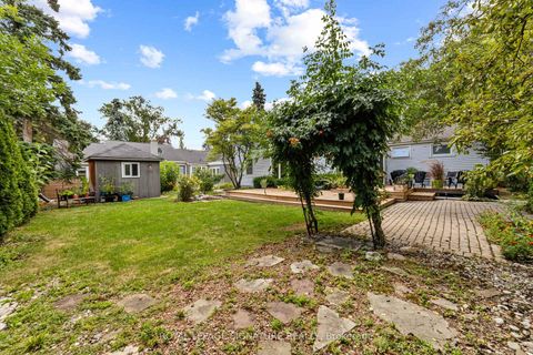 Photo 18 at 45 Crescent Road, CO Central, Oakville