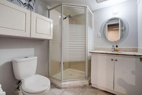 Photo 41 at 15 Saintsbury Square, Milliken, Toronto
