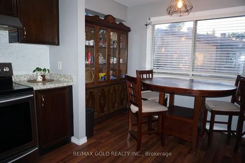 Photo 4 at 2 - 9 Meadow Lane, Ardagh, Barrie