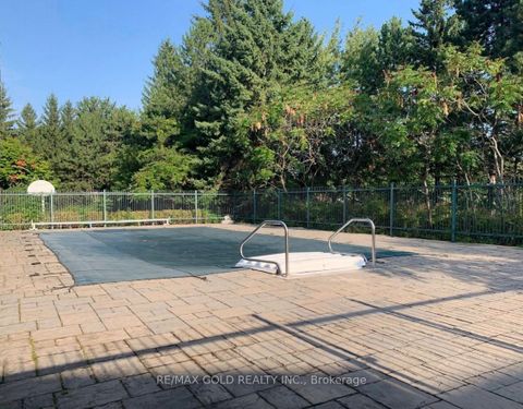 Photo 13 at 2 - 9 Meadow Lane, Ardagh, Barrie