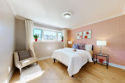 Photo 16 at 16 Frith Road, Jane Heights, Toronto