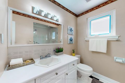 Photo 21 at 16 Frith Road, Jane Heights, Toronto