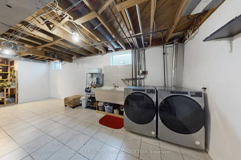 Photo 32 at 16 Frith Road, Jane Heights, Toronto