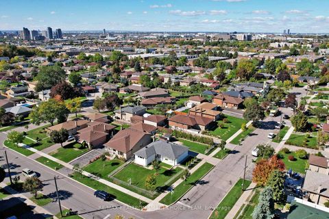 Photo 39 at 16 Frith Road, Jane Heights, Toronto