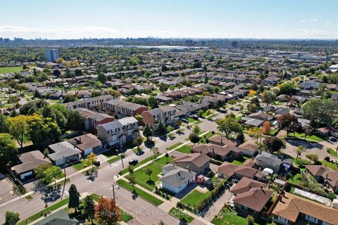 Photo 40 at 16 Frith Road, Jane Heights, Toronto