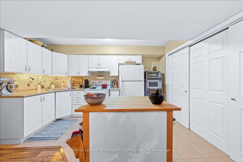 Photo 37 at 102 Henry Street, Wellington, Barrie