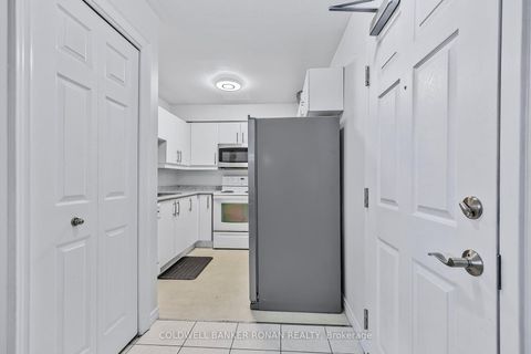 Photo 6 at 311 - 500 Mapleview Drive, Holly, Barrie