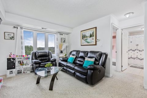 Photo 12 at 311 - 500 Mapleview Drive, Holly, Barrie