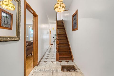 Photo 12 at 790 Manning Avenue, Annex, Toronto Photo 12 at 790 Manning Avenue, Annex, Toronto