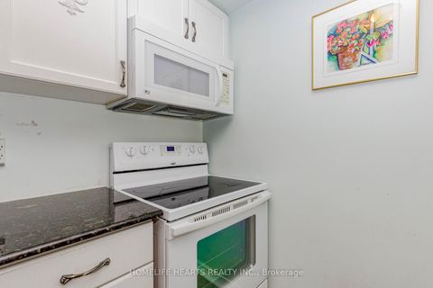 Photo 14 at 315 - 61 Clarington Boulevard, Bowmanville, Clarington