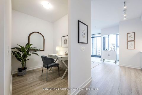 Photo 7 at 717 - 250 Lawrence Avenue W, Lawrence Park North, Toronto