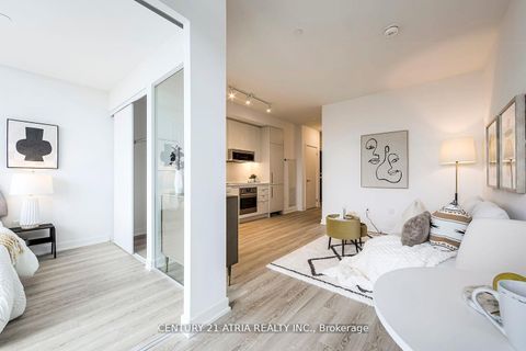 Photo 10 at 717 - 250 Lawrence Avenue W, Lawrence Park North, Toronto