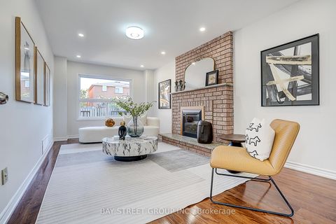 Photo 10 at 334 Goldhawk Trail, Milliken, Toronto