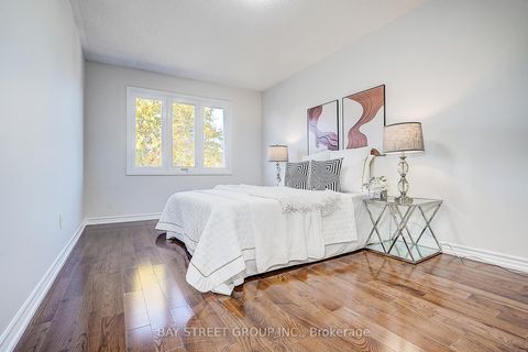 Photo 24 at 334 Goldhawk Trail, Milliken, Toronto