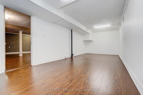 Photo 27 at 334 Goldhawk Trail, Milliken, Toronto