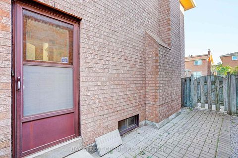 Photo 30 at 334 Goldhawk Trail, Milliken, Toronto