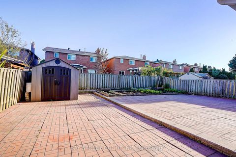 Photo 31 at 334 Goldhawk Trail, Milliken, Toronto