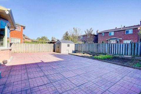 Photo 33 at 334 Goldhawk Trail, Milliken, Toronto