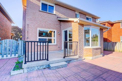 Photo 34 at 334 Goldhawk Trail, Milliken, Toronto