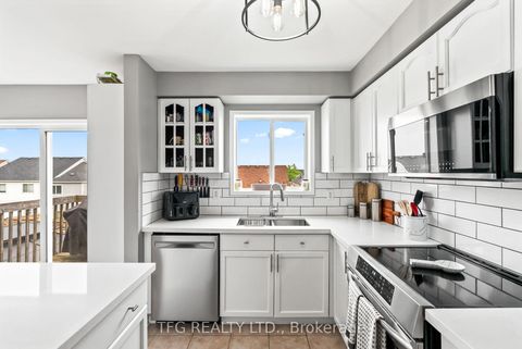 Photo 10 at 1187 Ashgrove Crescent, Pinecrest, Oshawa