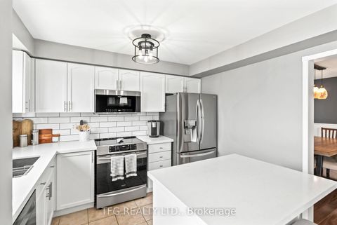 Photo 13 at 1187 Ashgrove Crescent, Pinecrest, Oshawa